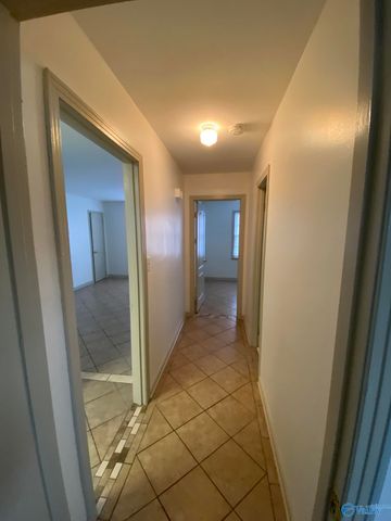 1512 Oakwood Avenue 3, Huntsville, AL 35811