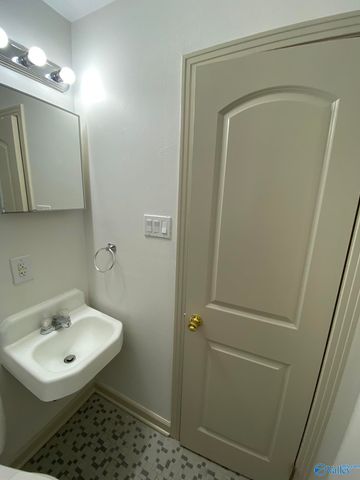 1512 Oakwood Avenue 3, Huntsville, AL 35811