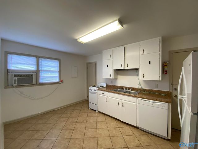 1512 Oakwood Avenue 3, Huntsville, AL 35811