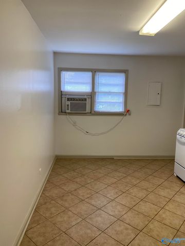 1512 Oakwood Avenue 3, Huntsville, AL 35811