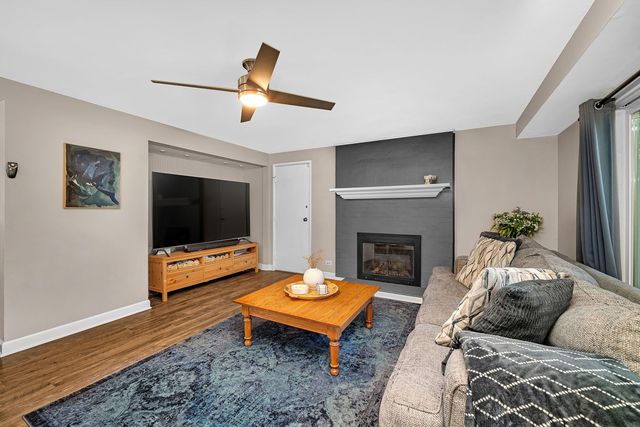 5 Assembly Court, Bolingbrook, IL 60440
