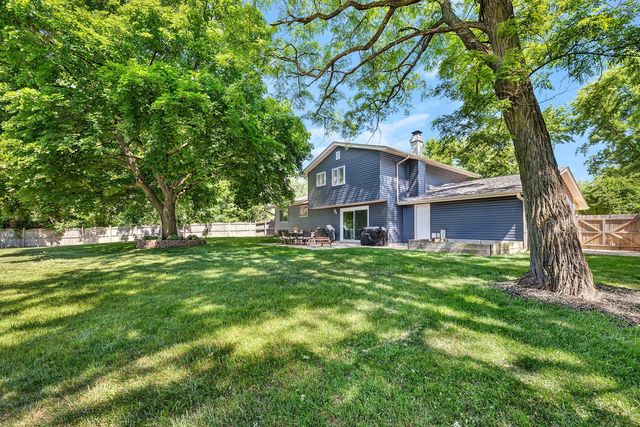 5 Assembly Court, Bolingbrook, IL 60440