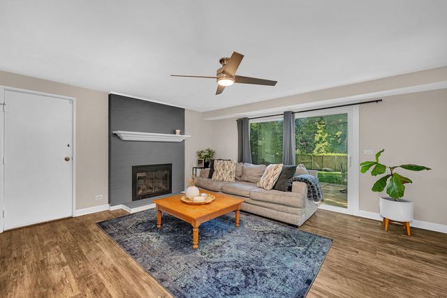 5 Assembly Court, Bolingbrook, IL 60440
