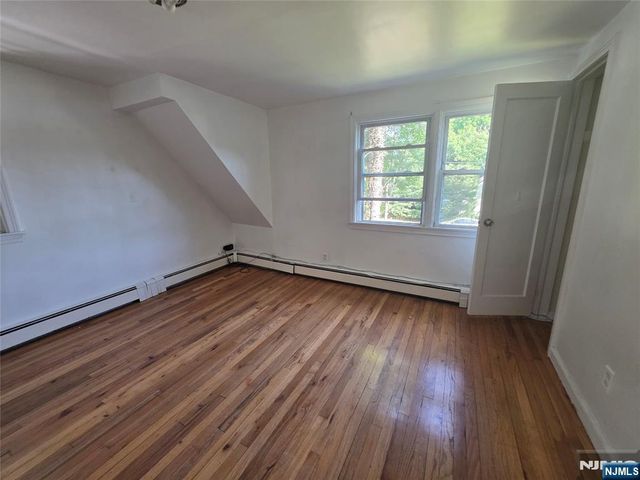 55 Midland Avenue 2, Midland Park, NJ 07432