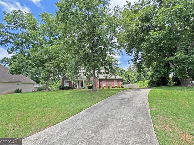 55 Concord Court, Covington, GA 30016