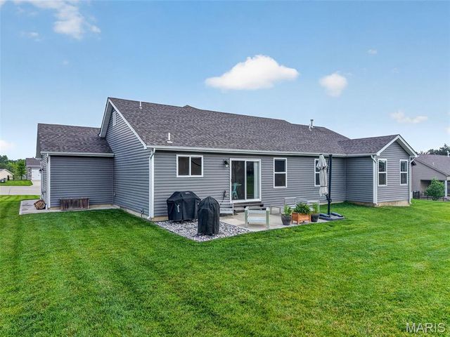 412 Abilene Court, Moscow Mills, MO 63362
