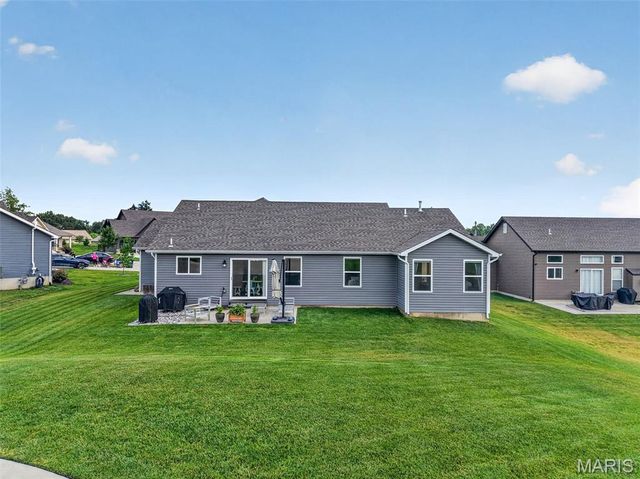 412 Abilene Court, Moscow Mills, MO 63362