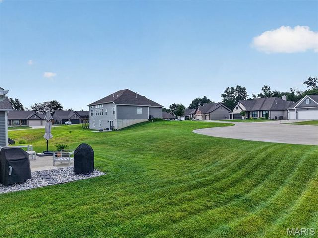412 Abilene Court, Moscow Mills, MO 63362