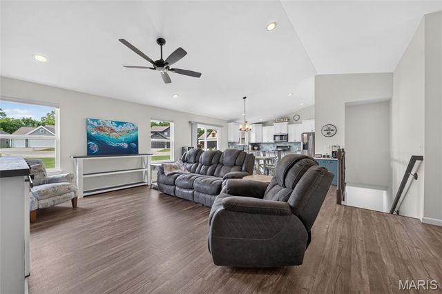 412 Abilene Court, Moscow Mills, MO 63362