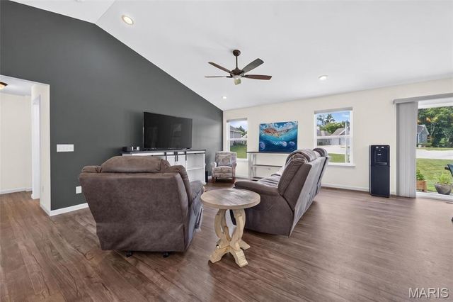 412 Abilene Court, Moscow Mills, MO 63362