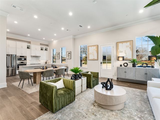 1444 N Avenue, Plano, TX 75074