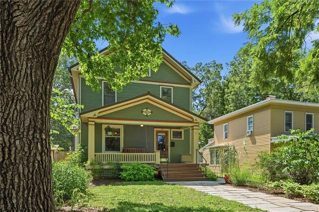 817 Maine Street, Lawrence, KS 66044