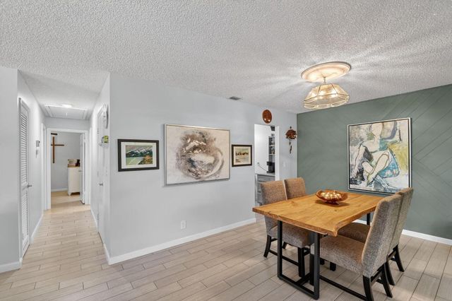 10137 S 42nd Avenue S, Boynton Beach, FL 33436