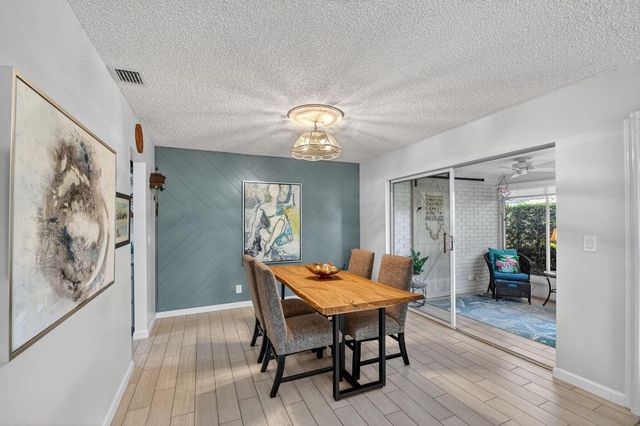 10137 S 42nd Avenue S, Boynton Beach, FL 33436