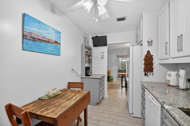 10137 S 42nd Avenue S, Boynton Beach, FL 33436