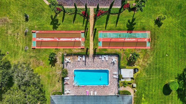 10137 S 42nd Avenue S, Boynton Beach, FL 33436