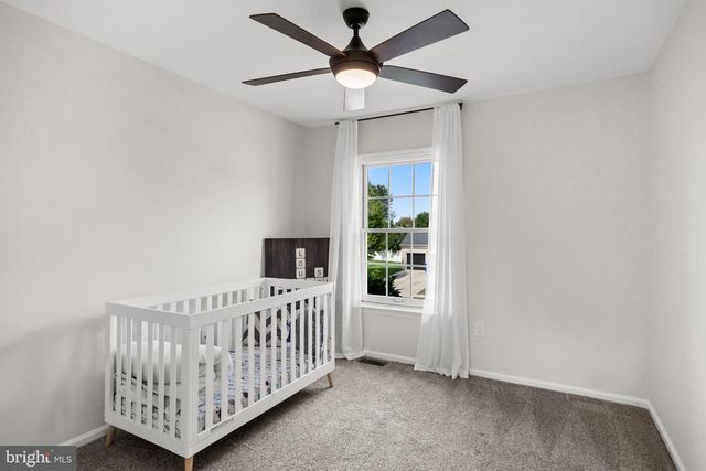35 PARRY DR, Hainesport, NJ 08036