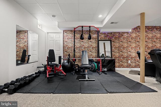 35 PARRY DR, Hainesport, NJ 08036