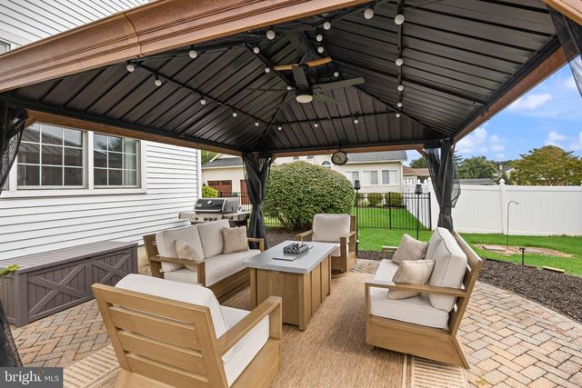 35 PARRY DR, Hainesport, NJ 08036