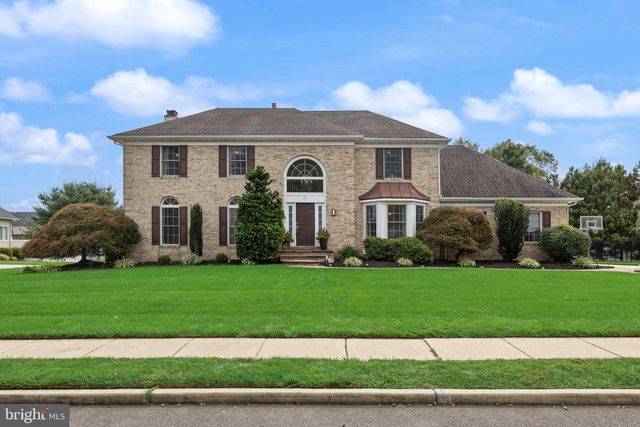 35 PARRY DR, Hainesport, NJ 08036