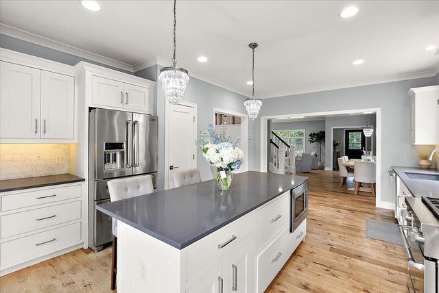 548 Lovett Avenue Se, East Grand Rapids, MI 49506