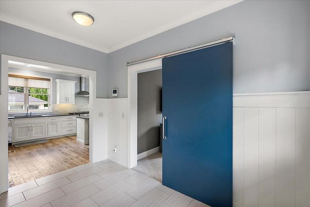 548 Lovett Avenue Se, East Grand Rapids, MI 49506