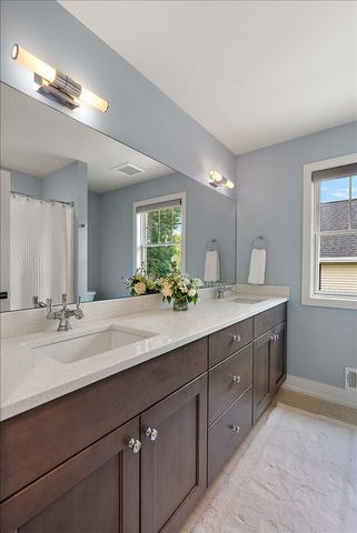548 Lovett Avenue Se, East Grand Rapids, MI 49506