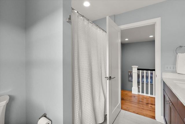 548 Lovett Avenue Se, East Grand Rapids, MI 49506