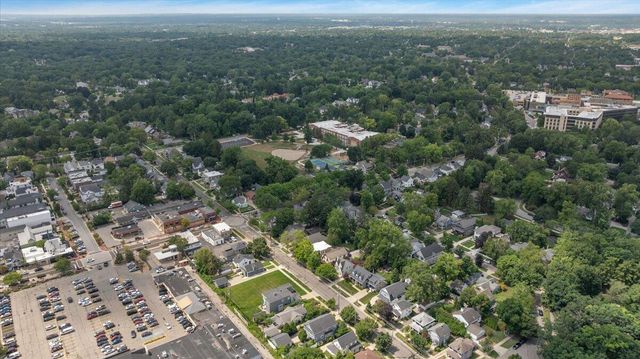 548 Lovett Avenue Se, East Grand Rapids, MI 49506