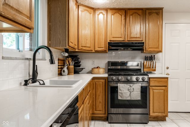 1638 Lutherwood Drive, Indianapolis, IN 46219