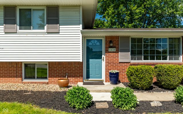 1638 Lutherwood Drive, Indianapolis, IN 46219
