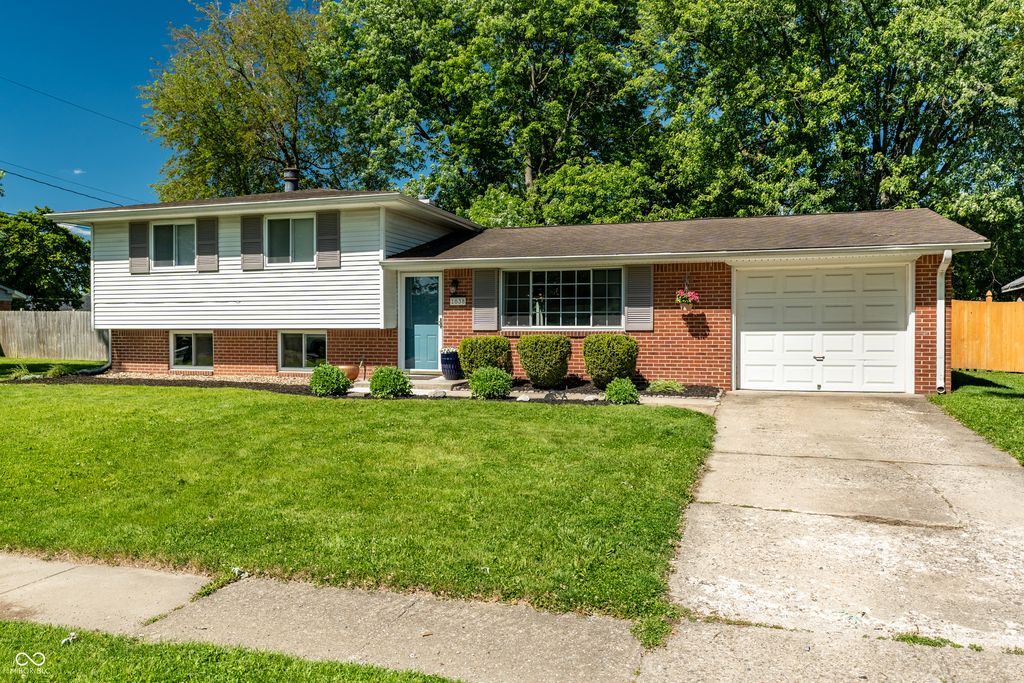 1638 Lutherwood Drive, Indianapolis, IN 46219