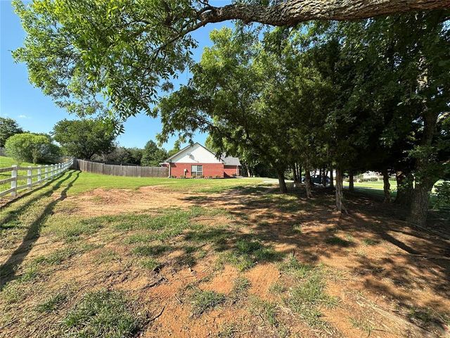 12 Northwood Drive, Shawnee, OK 74804