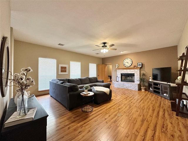 12 Northwood Drive, Shawnee, OK 74804