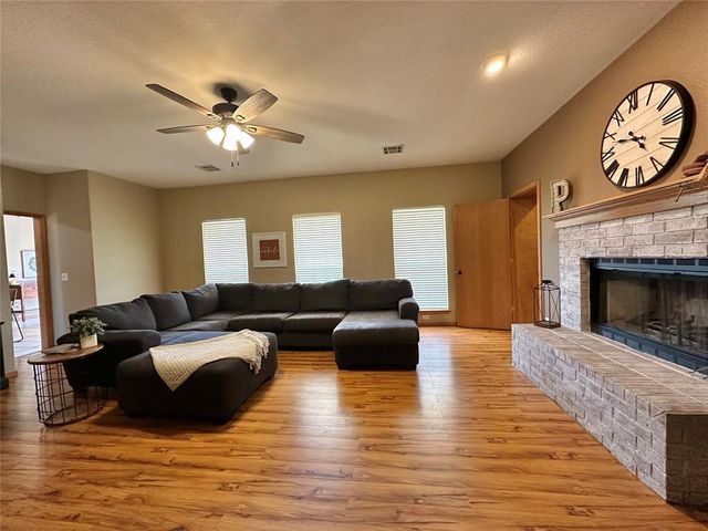 12 Northwood Drive, Shawnee, OK 74804