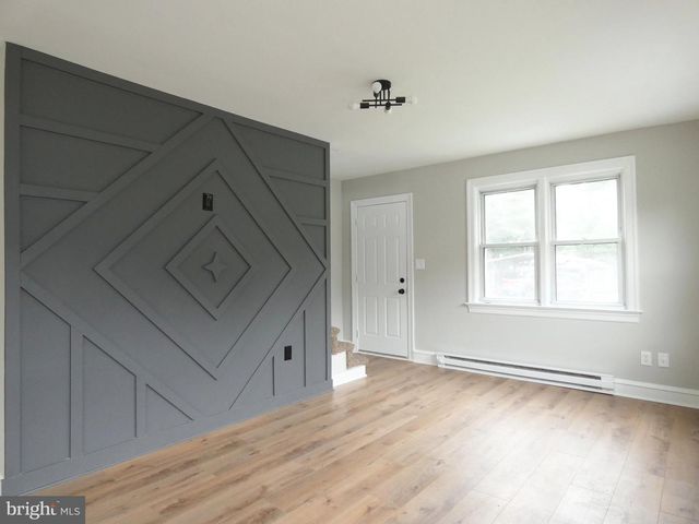 148 N DOLBOW AVE, Penns Grove, NJ 08069
