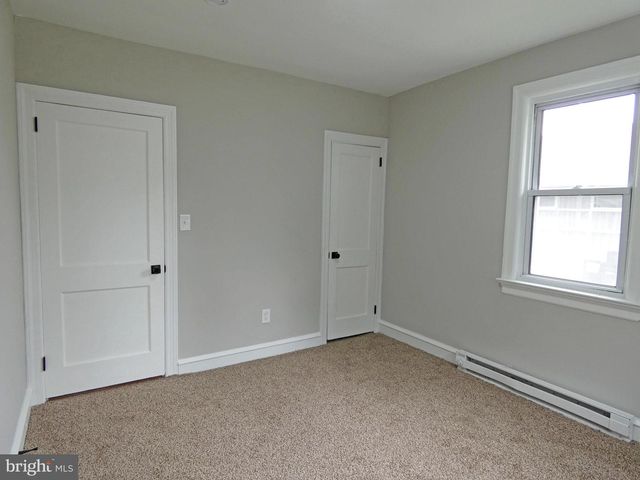 148 N DOLBOW AVE, Penns Grove, NJ 08069