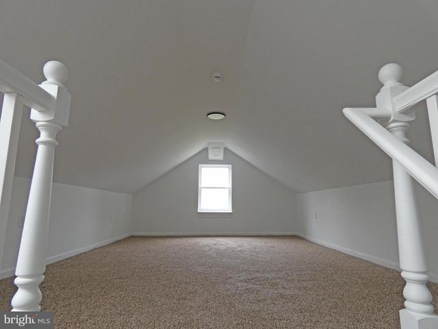 148 N DOLBOW AVE, Penns Grove, NJ 08069