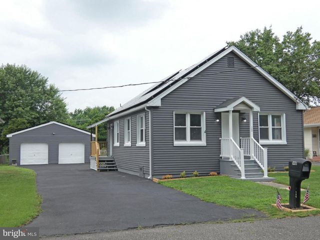 148 N DOLBOW AVE, Penns Grove, NJ 08069