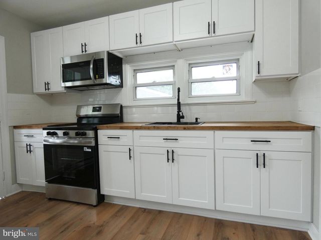 148 N DOLBOW AVE, Penns Grove, NJ 08069