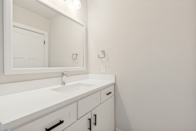 619 N Oak Cliff Boulevard, Dallas, TX 75208