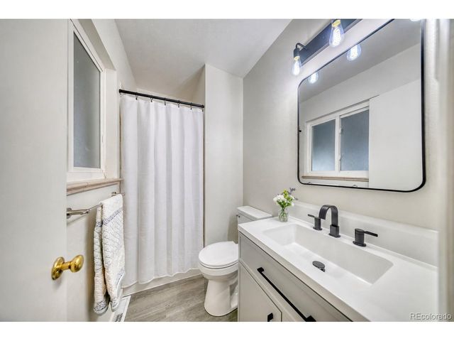 4701 Indiana St, Golden, CO 80403