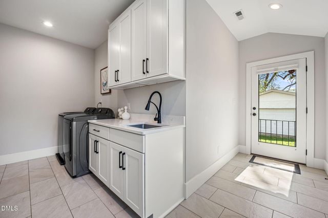 108 Dunstan Avenue, Durham, NC 27707