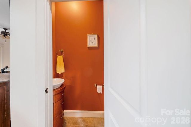 151 Hillside Drive, Swannanoa, NC 28778