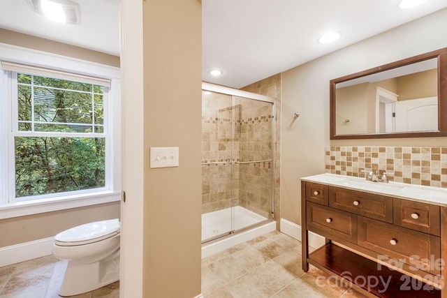151 Hillside Drive, Swannanoa, NC 28778