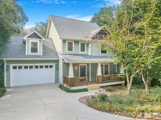 151 Hillside Drive, Swannanoa, NC 28778