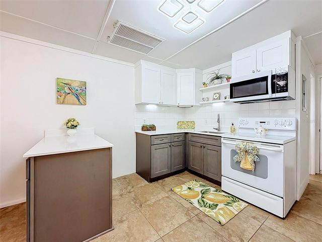 10301 US HIGHWAY 27 22, Clermont, FL 34711