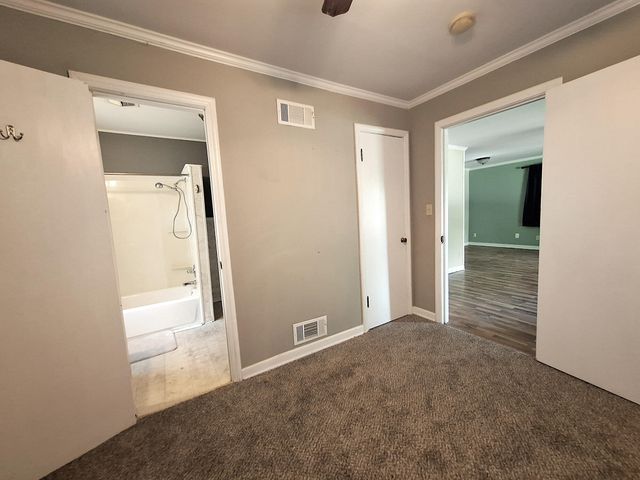 1934 S Kimbrough Avenue, Springfield, MO 65807