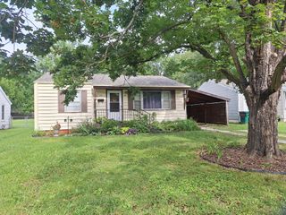 1934 S Kimbrough Avenue, Springfield, MO 65807