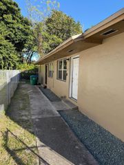 6745 NW 4th Ct, Miami, FL 33150